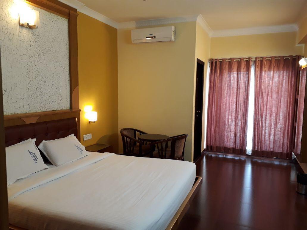 Akshaya Palace Inn Mysore Exteriör bild
